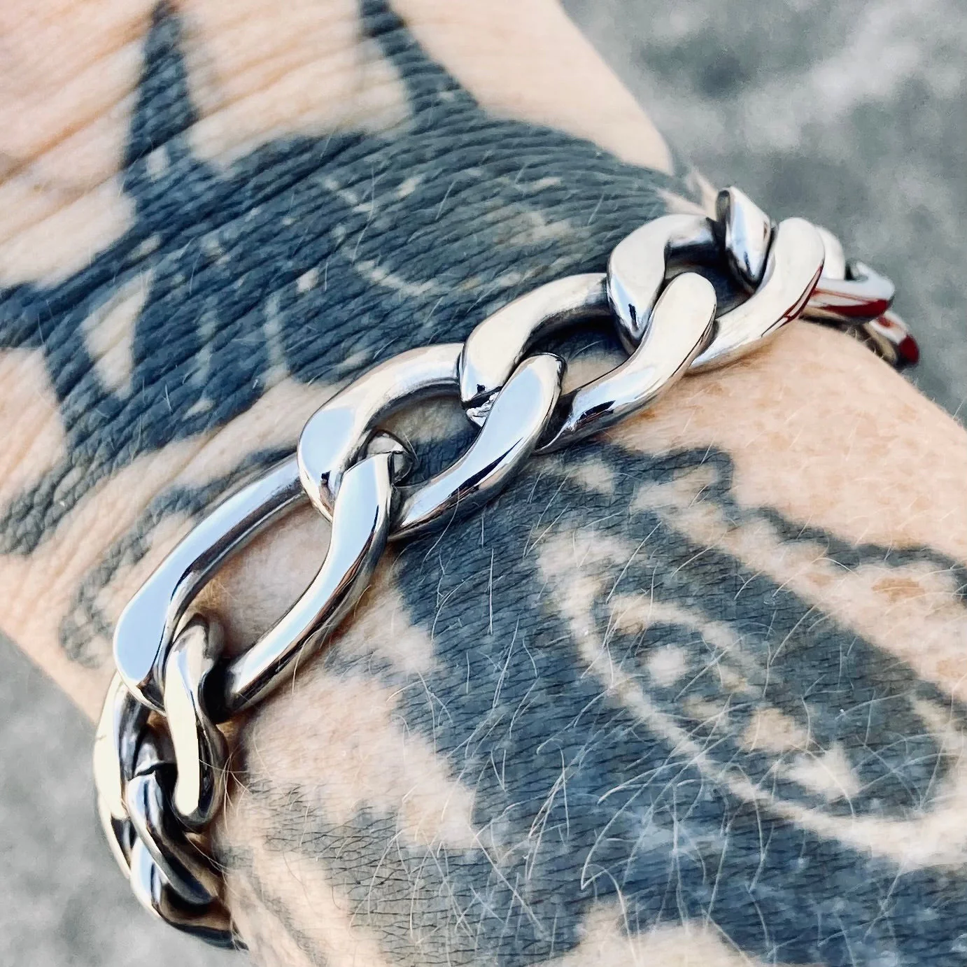 Bracelet Figaro - 1/4" Custom - Polished Silver Sicilian - FB402 - Image 3